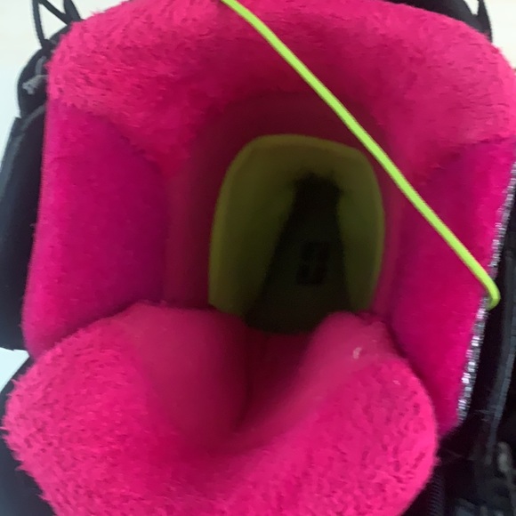 Forum - The Glove ladies snowboarding boots - Size 7.5 - Picture 8 of 9